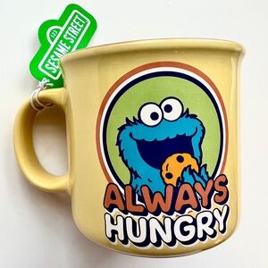 💛 So cute! Sesame Street Cookie Monster ALWAYS HUNGRY 18 oz Ceramic Mug NEW